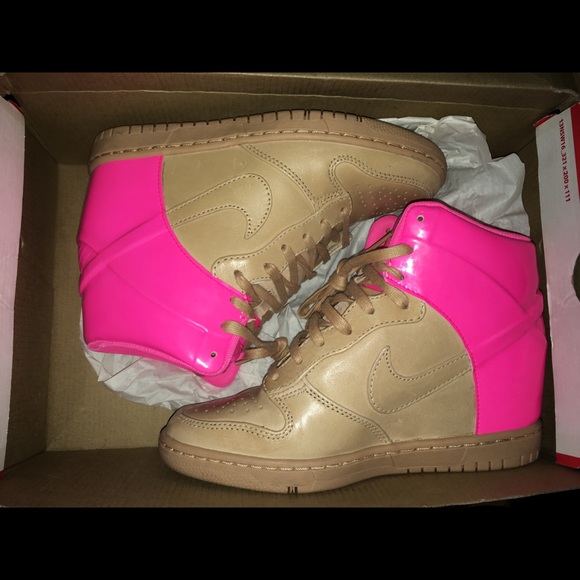 nike sky hi dunk pink